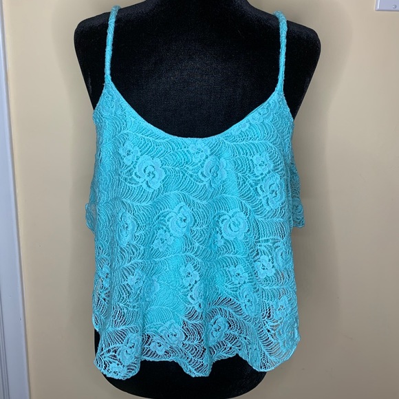 ~ Pins & Needles Cropped Ruffled Tank ~ - Picture 3 of 4